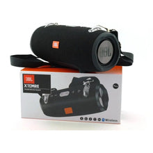 Cargar imagen en el visor de la galería, Bafle bluetooth JBL XTREME con correa manos libre